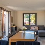 Lavande Appartement *
